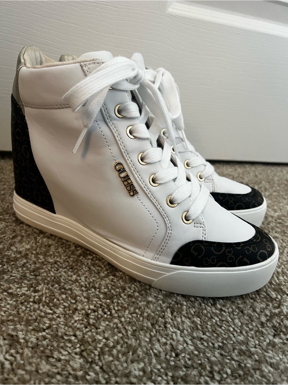 GUESS White and Black Logo Wedge Lace-Up Sneakers